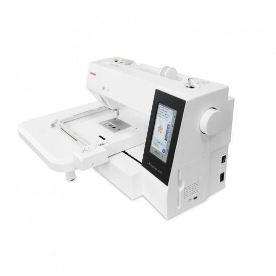 Вышивальная машина Janome Memory Craft 500E 0