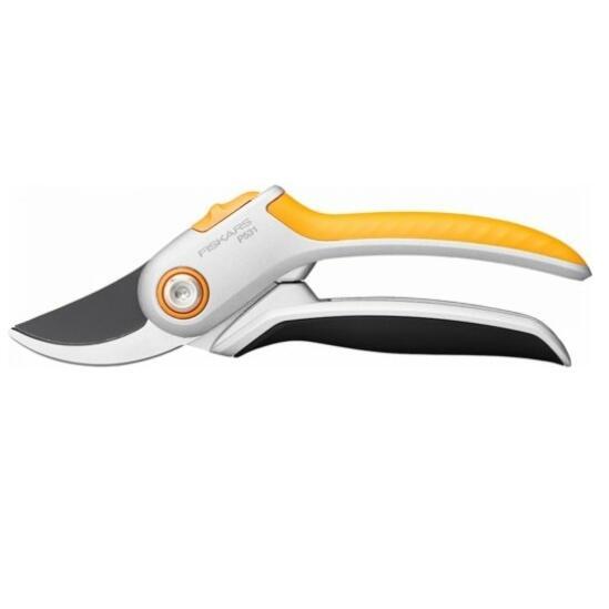 Секатор плоскостной металлический FISKARS Plus™ P531 1057168